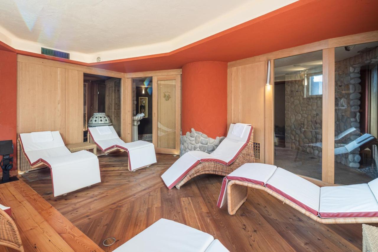 Hotel Foresta Moena Luaran gambar
