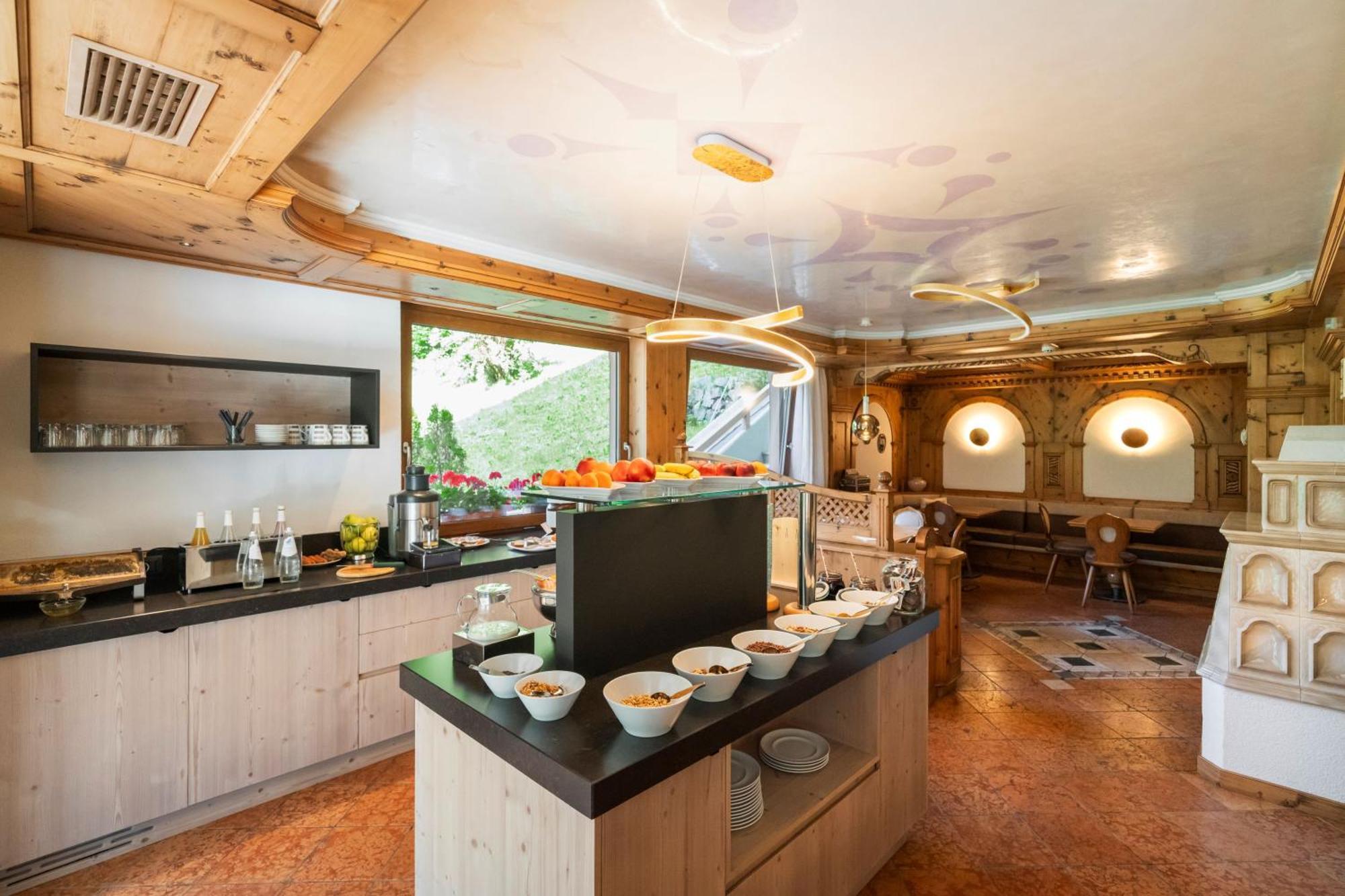Hotel Foresta Moena Luaran gambar