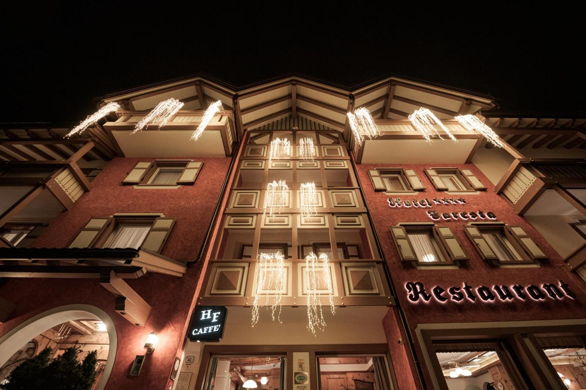 Hotel Foresta Moena Luaran gambar
